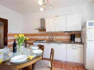 Apartment Luka-1 by Interhome