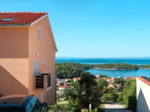 Apartment Andrija-2 by Interhome 