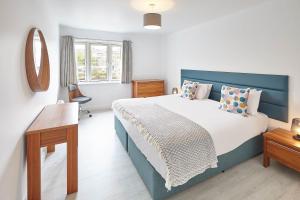 Host & Stay - Shipwrights Eskape