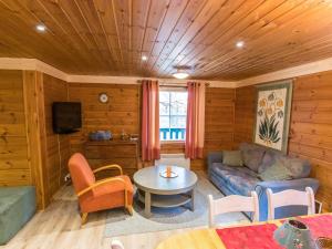 Holiday Home Suvantovirta by Interhome