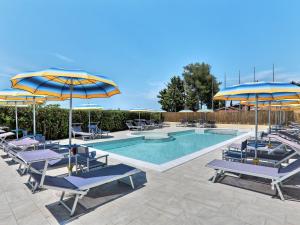 Apartment Riviera 4 by Interhome