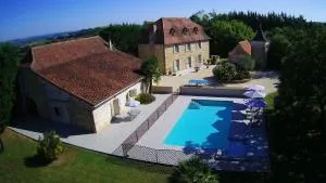 多迈内德拉瑟农旅馆 - Faycelles