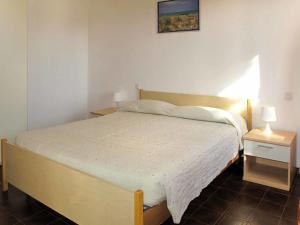 Apartment Riviera 3 by Interhome