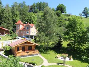 Holiday Home Bečov nad Teplou 2 by Interhome