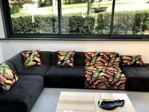 Havre de paix et de verdure proche Walibi et A43 - 4 étoiles