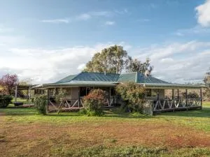 Private Peaceful Country Homestead - Frankland River Retreat - Kojonup