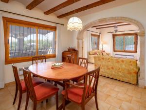 Holiday Home Villa Ciclamen by Interhome