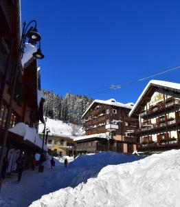 CENTRAL SPORT CAMPIGLIO 405