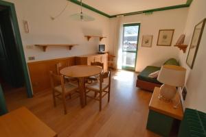 CENTRAL SPORT CAMPIGLIO 405