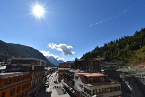 CENTRAL SPORT CAMPIGLIO 405