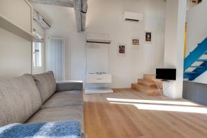 Venice Skyline View Studio Apartment M0270428215