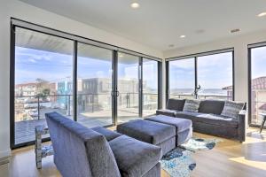 Luxury Long Beach Villa with Ocean Views!