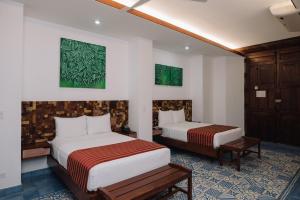 Rouge By La Gran Francia