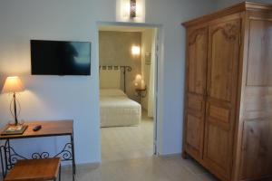 Hotels Hotel Restaurant Le Gardon - Pont du Gard : photos des chambres