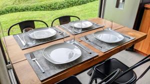 Olingo Monteverde - Stunning Home Near Adventure Parks