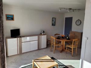 STUDIO pied des pistes et commerces