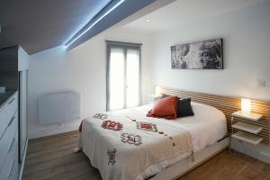 Appartements ONLOC - St Exupery -Magnifique appart au calme avec chambre - parking : photos des chambres