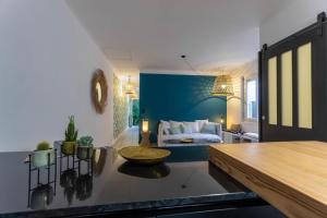 Maisons de vacances COCOON KEYWEEK Holiday House with lovely patio in Biarritz city center : photos des chambres