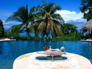 LagunaVista Villas - Carate