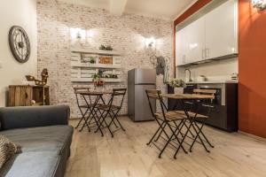 Corte Galluzzi alla Basilica di San Petronio by Wonderful Italy