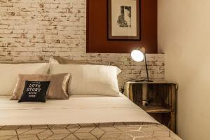 Corte Galluzzi alla Basilica di San Petronio by Wonderful Italy