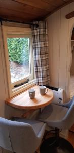 Elmdale Hut - Shepherds Hut