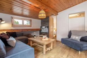 Neige Apartment - ChamonixYear