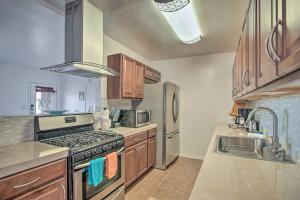 Chic Palm Springs Home with Patio, Grill and Yard