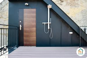 Premium Apartment by Hi5 - Penthouse studio + rooftop