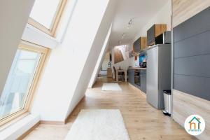 Premium Apartment by Hi5 - Penthouse studio + rooftop