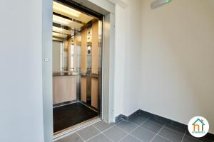 Premium Apartment by Hi5 - Penthouse studio + rooftop