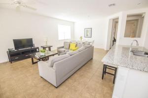 Providence Resort 4 Bedroom Home Private Pool Near Disney