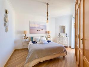 2 Bedrooms & Spectacular Views in Best Part of Las Canteras