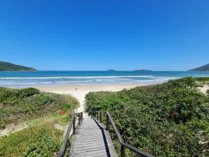 Apartamento a beira mar completo com churrasqueira - 皮涅拉