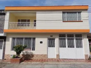 Agradable casa vacacional cerca al centro de Anapoima - La Aurora Agradable casa vacacional cerca al centro de Anapoima - La Aurora