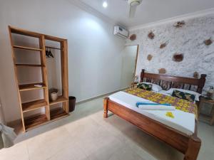 Tamaru House Bungalow with Patio