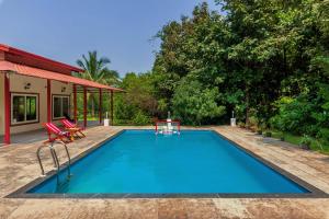 Corfu & Crete by StayVista - Mountain-view villa with Pool and Activities