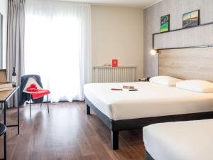 Hotels Ibis Centre Millau : photos des chambres