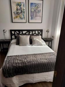 Apartamentos Los Descalzos Free Parking