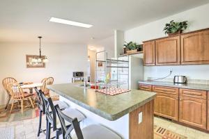 Quiet Tombstone Retreat about 3 Mi to Historic Dtwn!