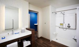 Holiday Inn Express - Sarnia - Point Edward by IHG