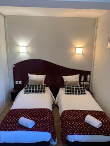 Hotels Hotel les Commercants : Chambre Lits Jumeaux