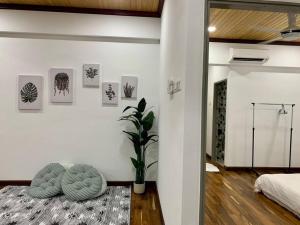The Venus - Spacious Wooden TOP Floor Apartment
