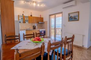 Apartments Irini