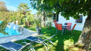 Maisons de vacances Gite pause au jardin : photos des chambres