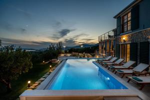 Villa Iva Kaštel Lukšic