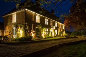 Molland Manor House Self catering (10 bedrooms 9 bathrooms)