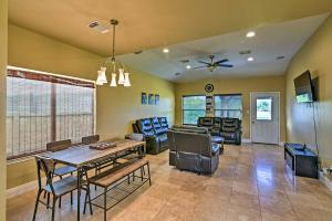 Walk to Ocean Lakefront Dickinson Stucco House!