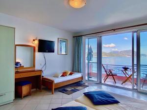 SeaFront Villa Ourania