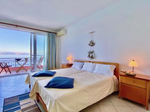 SeaFront Villa Ourania